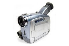 Canon MV700i Digital Camcorder (Mini DV, 18x Optical Zoom)